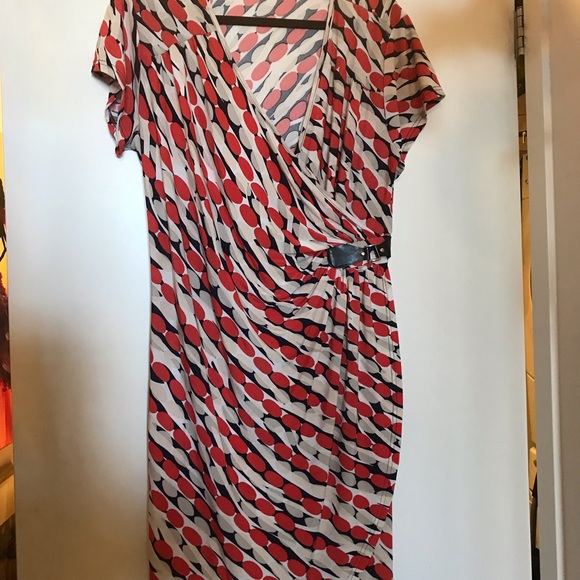 Patterned Wrap Dress - Picture 2 of 7